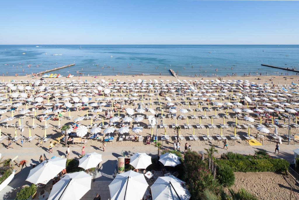 Hotel Columbia & Ninfea Lido di Jesolo Exterior foto